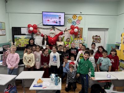 Коледно тържество в НУ "Отец Паисий", гр. Пазарджик 2025-2026 - НУ Отец Паисий - Пазарджик